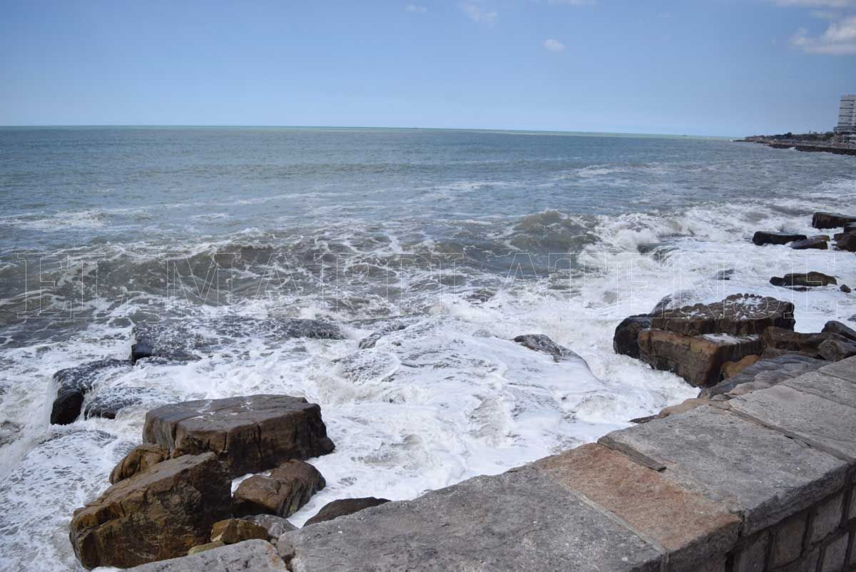 Un viernes con sol pero muy frío en Mar del Plata