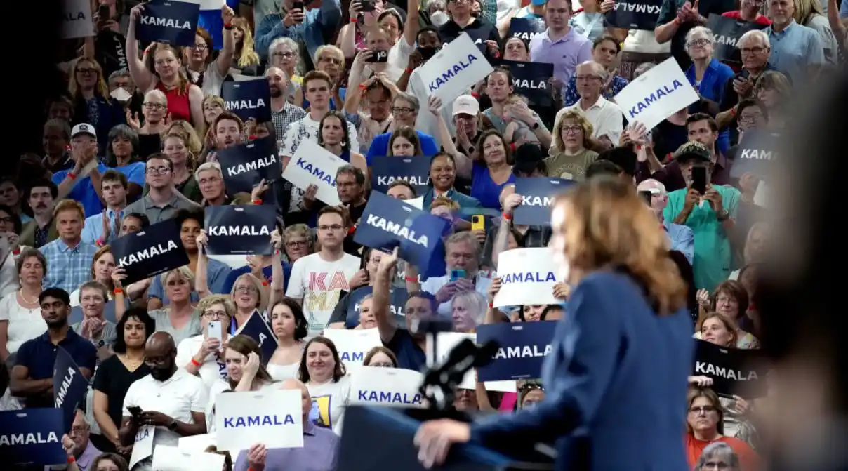 Kamala Harris pide el voto para evitar un futuro de «caos, miedo y odio» con Trump