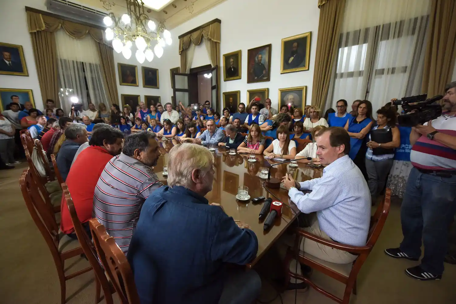 Bordet acordó con ATE y UPCN el pase a planta permanente de más de cinco mil trabajadores de la administración pública