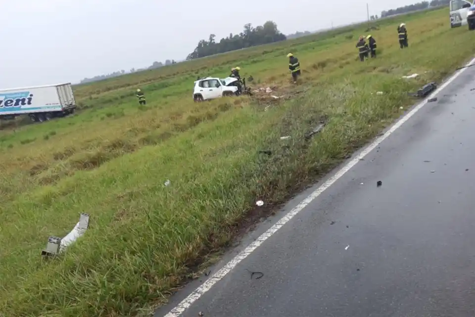 Una pareja platense y su hija de 6 años murieron en un choque frontal en la Ruta 29