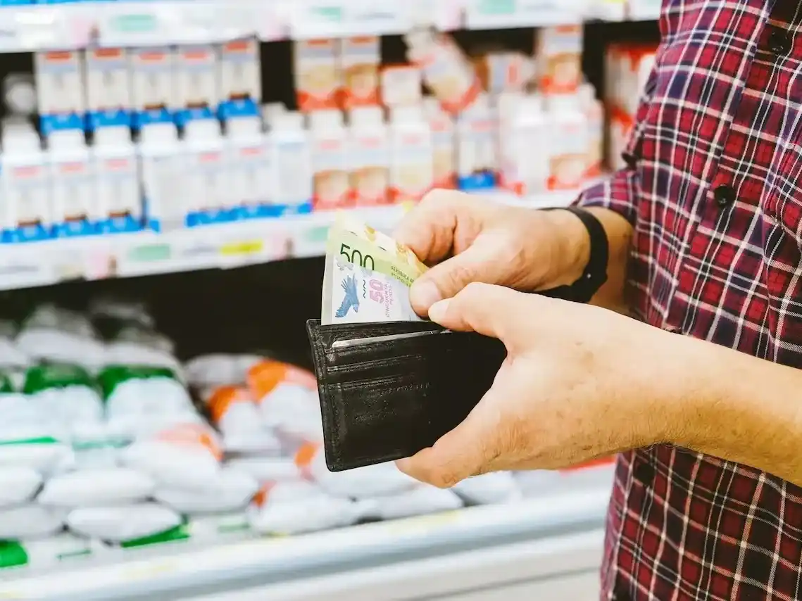 La inflación de abril bajaría respecto a marzo, impulsada por la desaceleración en alimentos