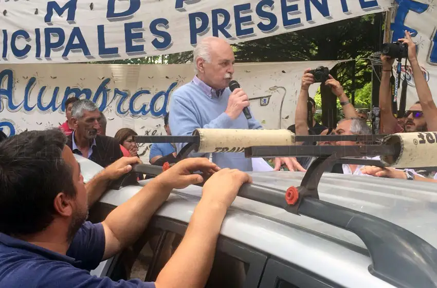 Municipales profundizan las medidas de fuerza: amenazan con un paro para el viernes