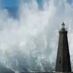 ¡ALERTAS DE TSUNAMI! Erupción de volcán submarino en Tonga dispara alarmas