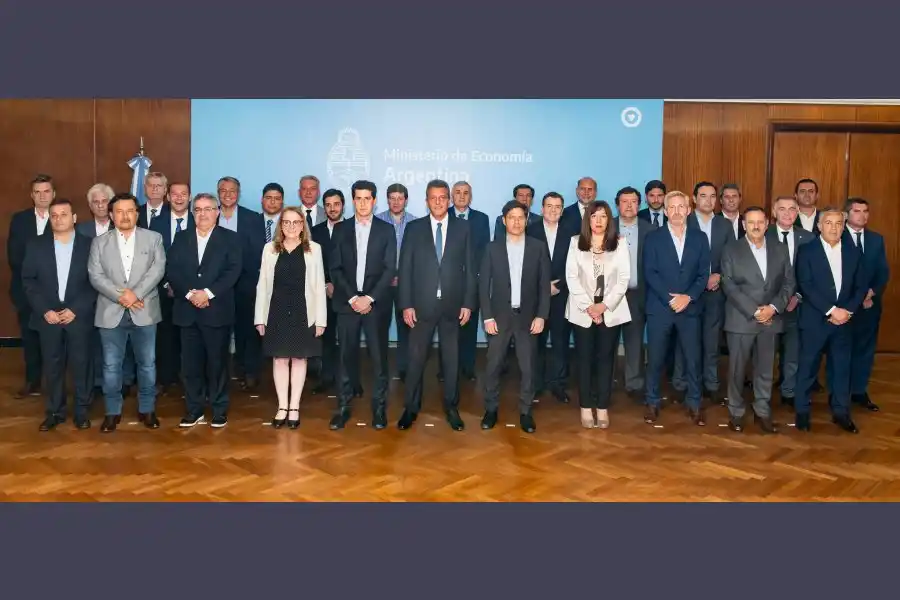 Sergio Massa se reunió con los gobernadores y garantizó los fondos para pagar aguinaldo y sueldos