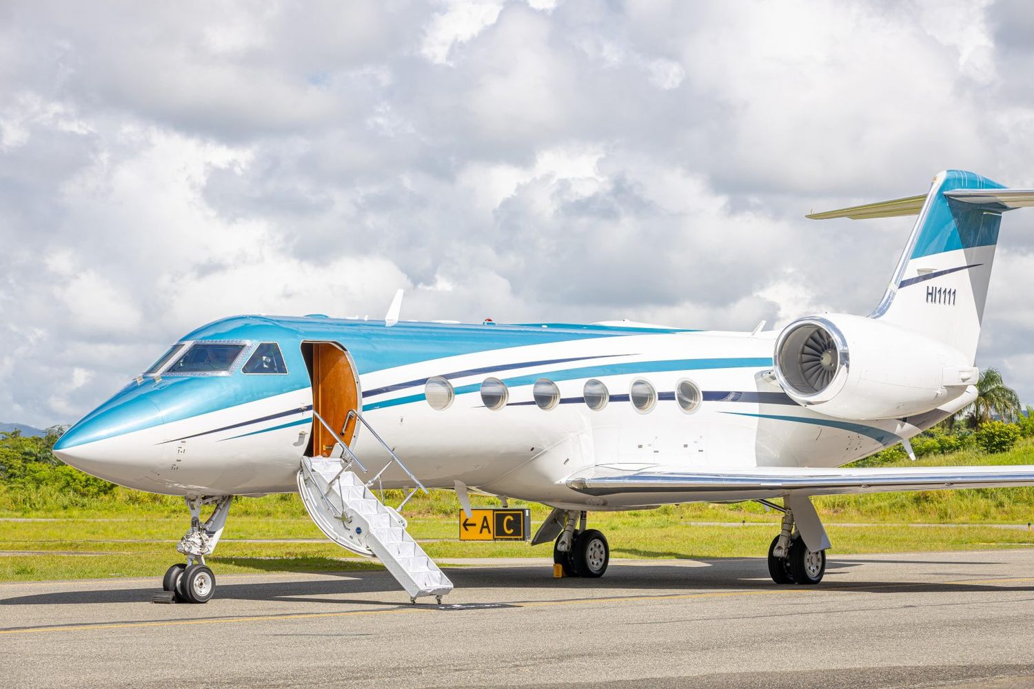 El nuevo Gulfstream IV-SP de Air Century fue presentado en la World Travel Expo