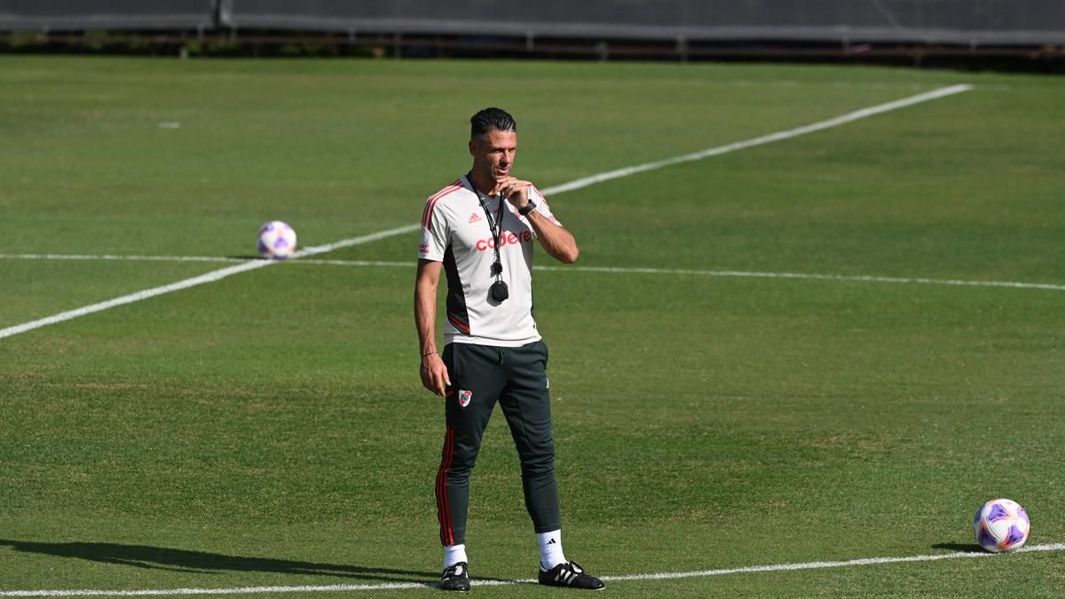Demichelis arrancó con los trabajos para reemplazar a Lanzini