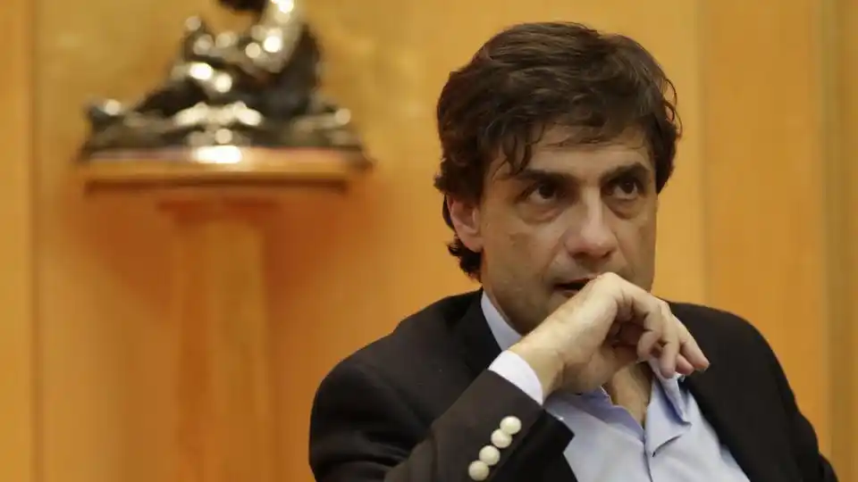 Lacunza: "No es cierto que el Banco Central especuló por instrucción del Presidente" 