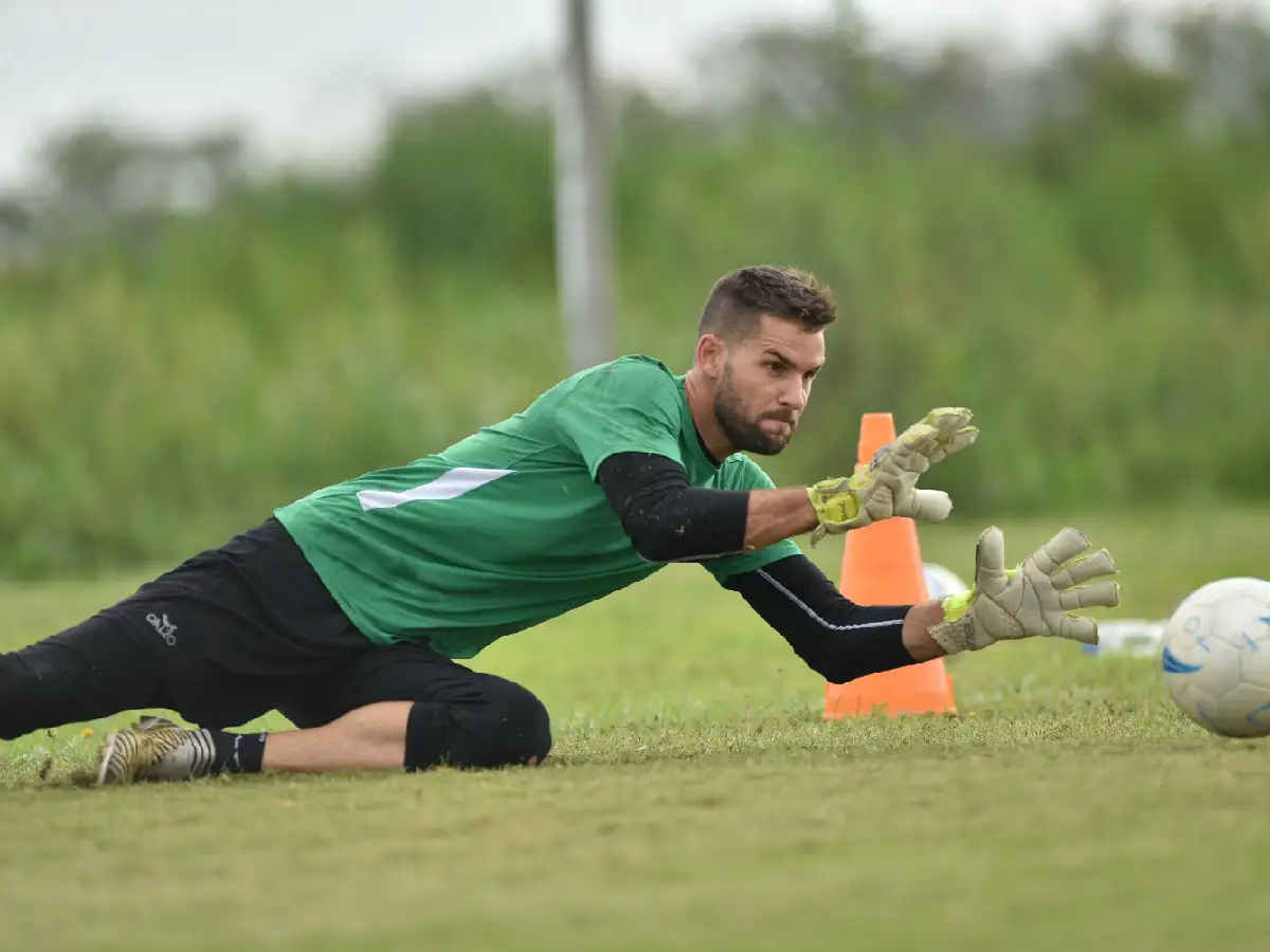 Quinteros podría continuar su carrera en el exterior