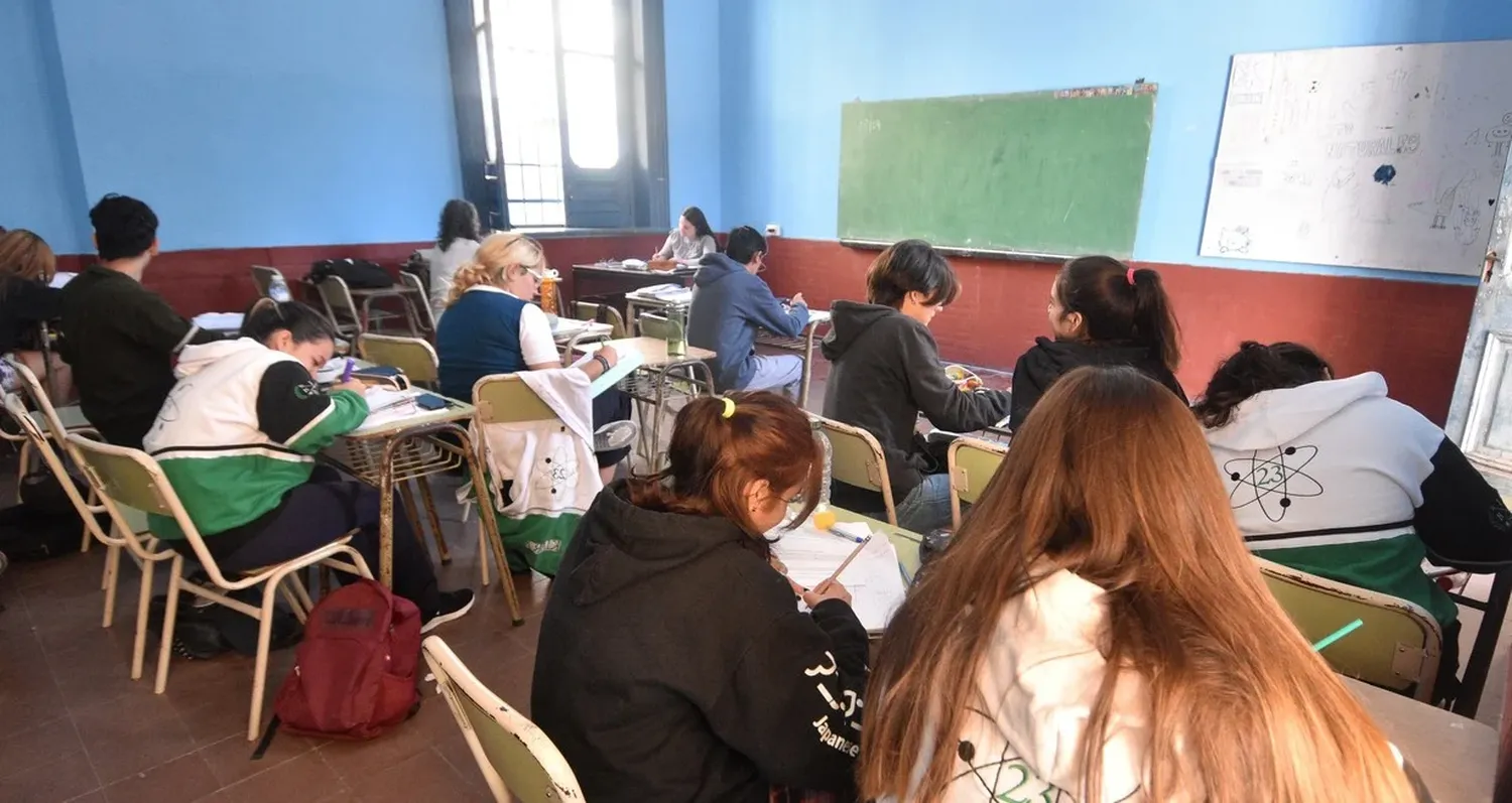 Para acceder al Progresar Obligatorio los estudiantes deben tener entre 16 y 24 años, acreditar asistencia a clases, cumplir con requisitos socioeconómicos, entre otros requisitos. Crédito: Pablo Aguire