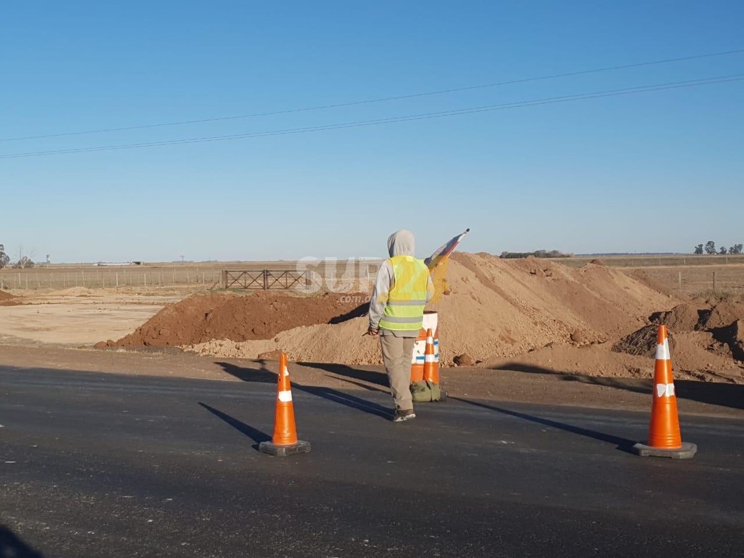 Avanzan las obras sobre banquina en la Ruta Nacional 7