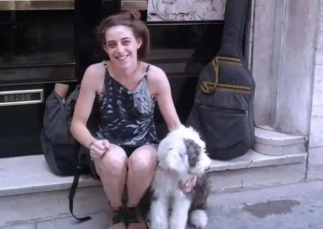 Se exponen obras plásticas de Carla Bur en Buenos Aires
