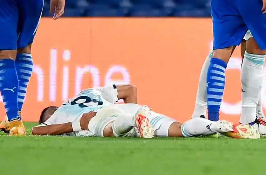 Se conoció la lesión de Exequiel Palacios tras el rodillazo que sufrió ante Paraguay