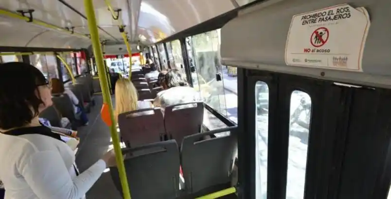 Los empresarios del transporte sostiene que no pueden pagar los sueldos  