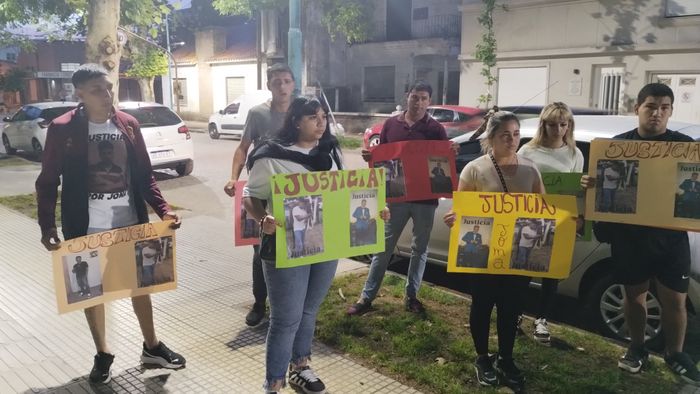 Teresa – mamá de Jonatan  Piden justicia por Jonathan Morel - 4