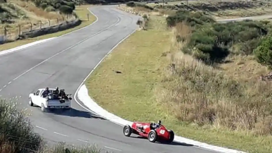 Filman en Balcarce un documental sobre Fangio para Netflix