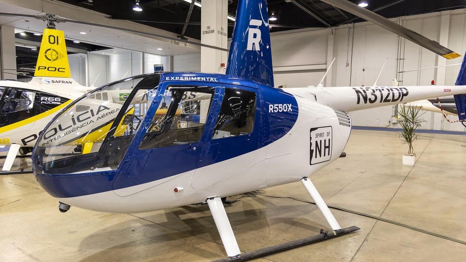 Robinson y Rotor Technologies presentaron el R550X, un helicóptero sin tripulación