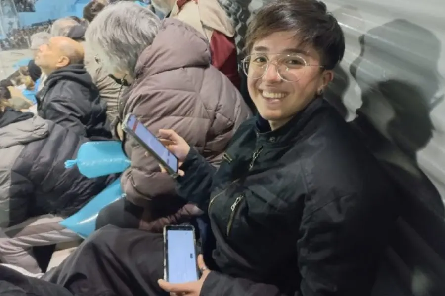 VIRAL | ¡Cuanta responsabilidad! en medio de un Clásico rindió un examen y aprobó