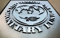 El FMI prevé una caída de la economía argentina de 2,8% para este año y un rebote de 5% en 2025
