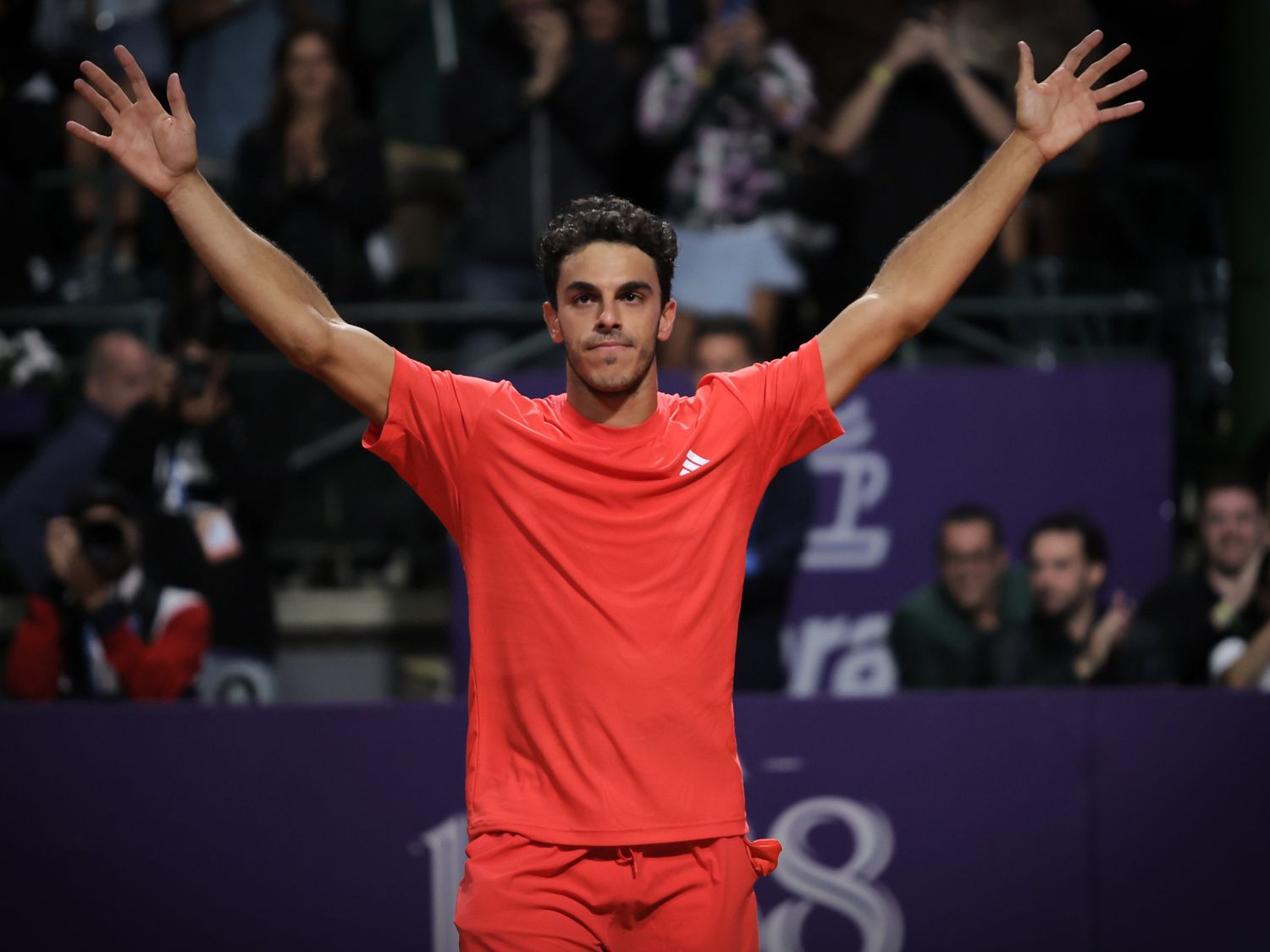 Cerúndolo dio el batacazo y dejó en el camino a Zverev