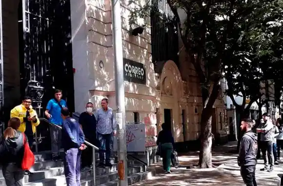 Este miércoles comenzará el pago del bono de 10 mil pesos: dónde y cuándo se cobra en Rosario