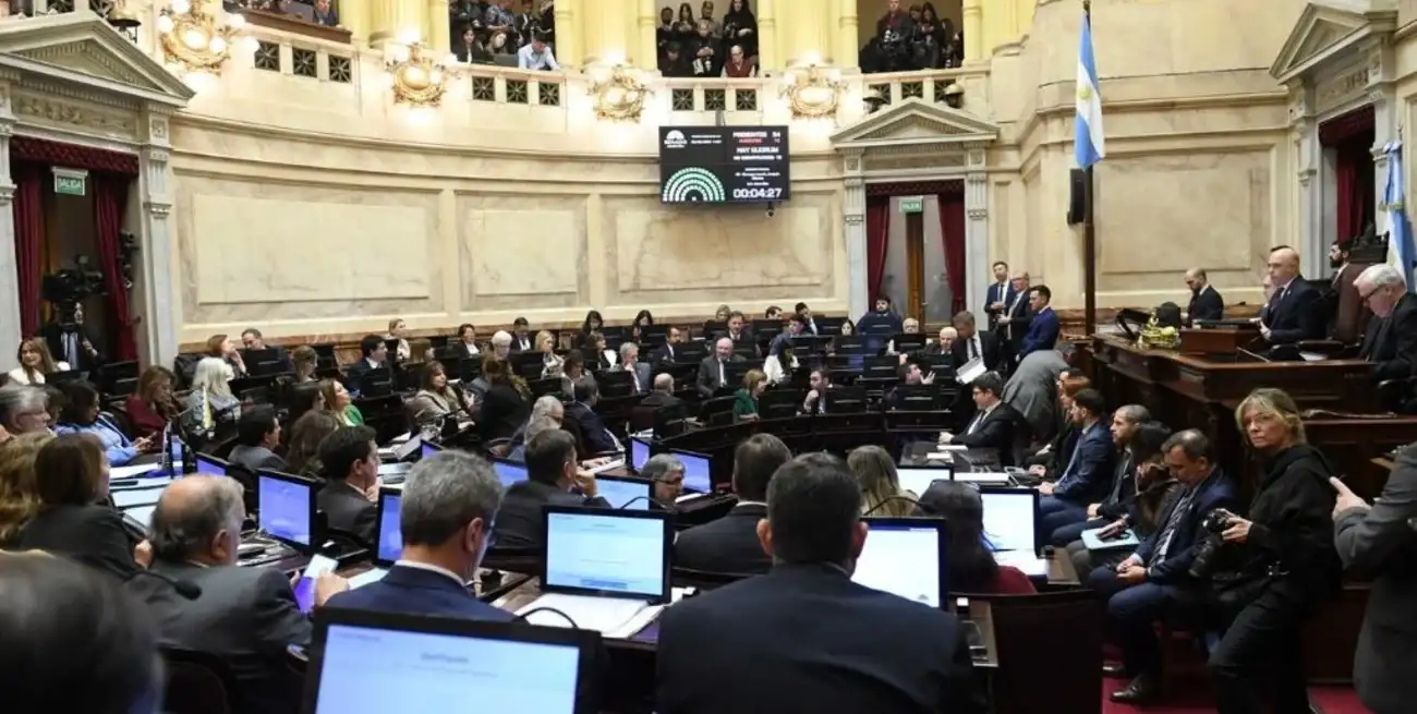 El Senado aprobó la iniciativa con 37 votos a favor y 33 en contra.