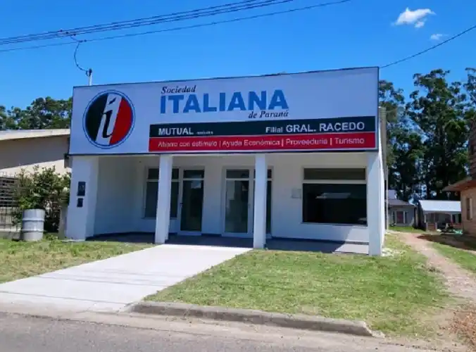 La Sociedad Italiana Filial Racedo celebra su primer año con un festival folclórico