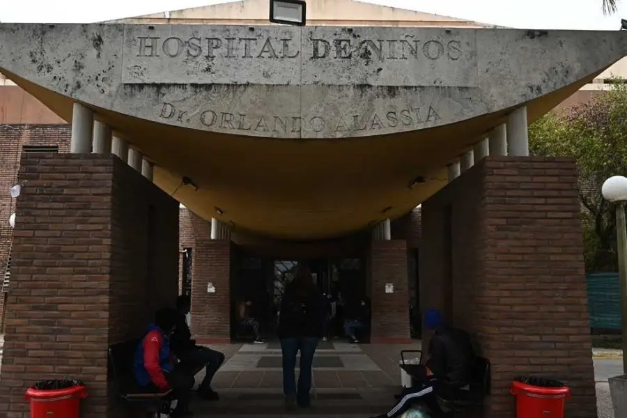 Un niño de 5 años herido de gravedad tras una balacera en barrio Loyola