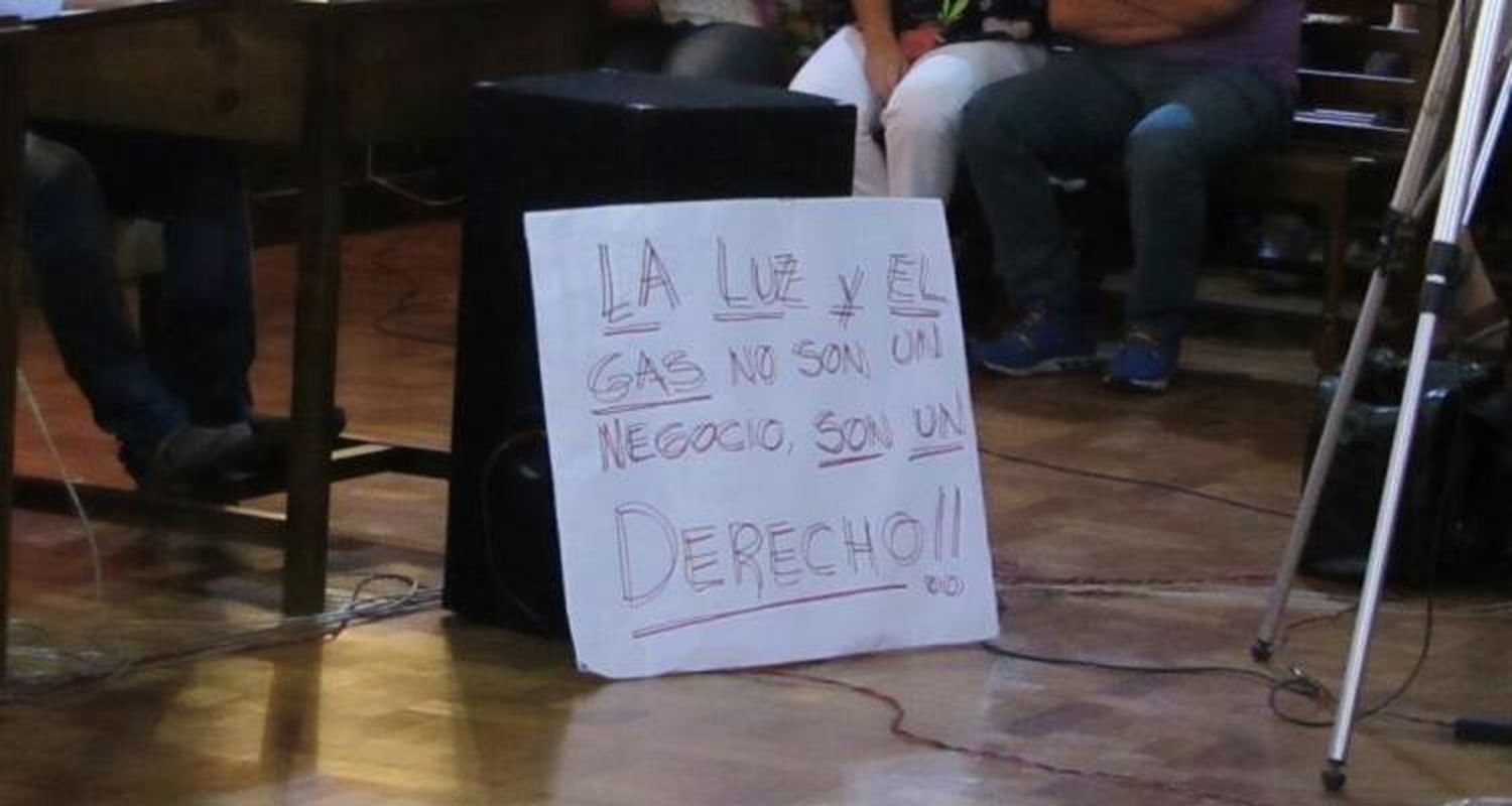 Emergencia tarifaria: Suspendieron por seis meses el Fondo de Obras Públicas Comunitarias