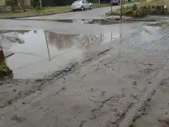 Los vecinos de Güemes y Darragueira reclamaron mantenimiento de zanjas para evitar inundaciones