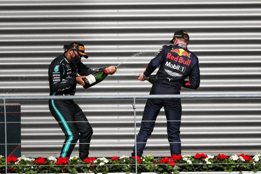 Hamilton dominó en Bélgica
