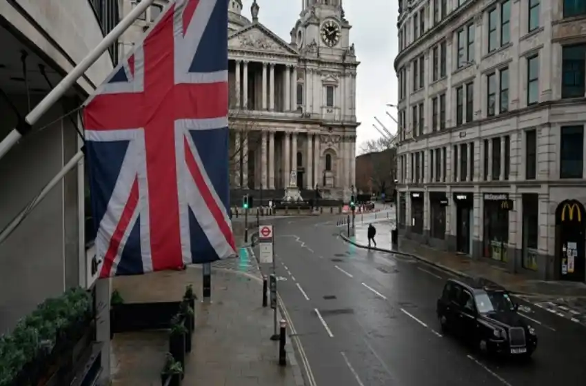 ¿Por qué el Reino Unido no acepta el programa de vacunación de Argentina?