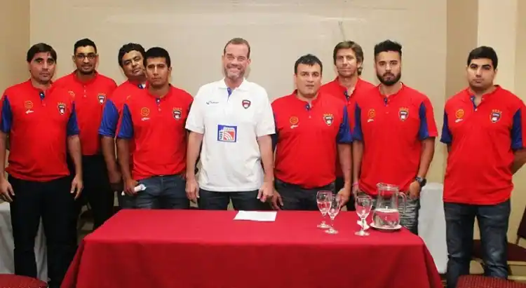 El "Che" García, presentado como nuevo técnico de Quimsa