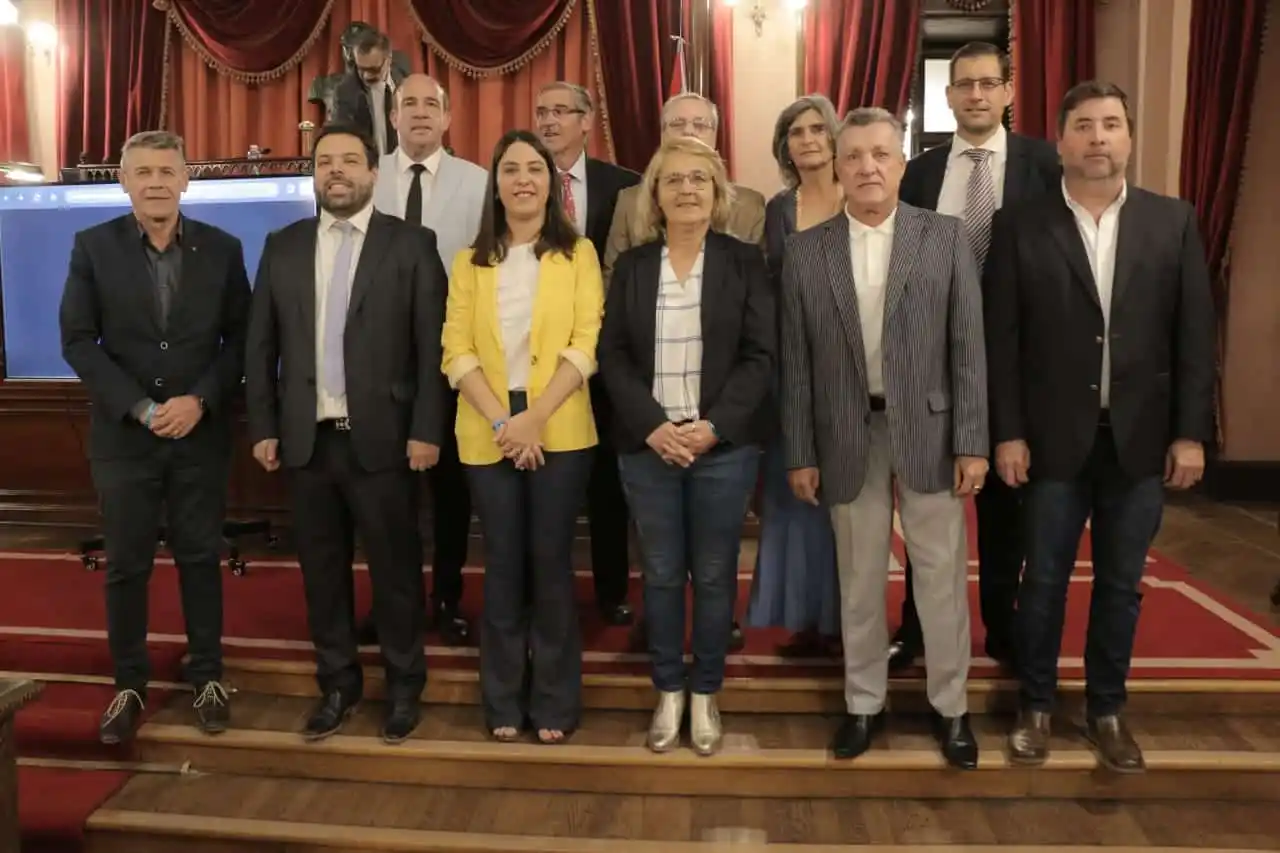 Ante la pérdida de credibilidad de la política se debe ampliar la participación