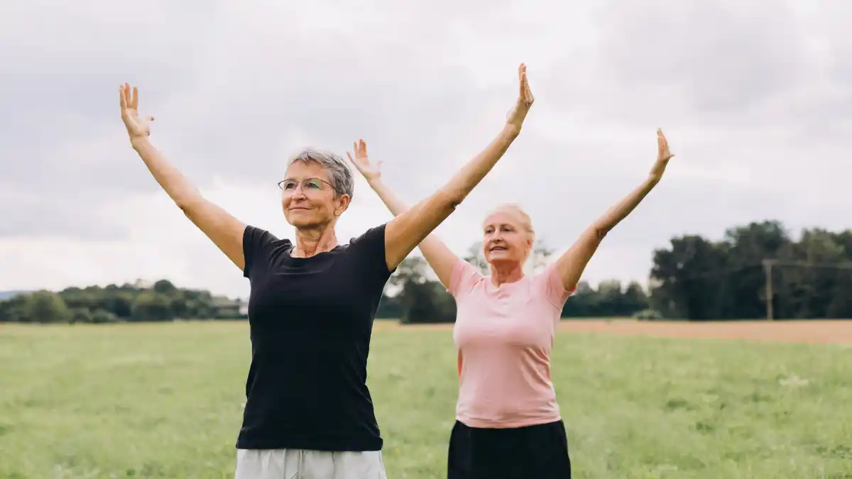 El tenis se posiciona como el deporte que más años añade a la esperanza de vida, según estudios realizados en Europa/ DeporteGlam