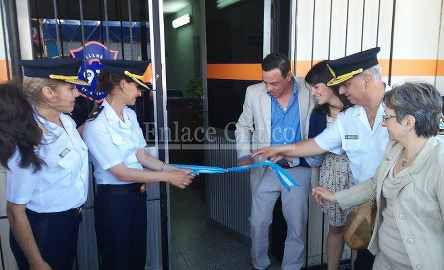 Zárate: Cáffaro inauguró la Comisaría de la Mujer y la Familia