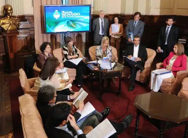 Tras un intenso debate, el Congreso nombró los directores de Afsca