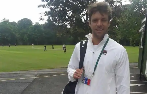 El blanco le sienta bien