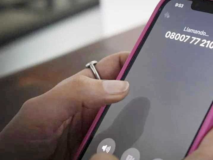 El Gobierno provincial lanza una línea
gratuita de prevención contra el suicidio