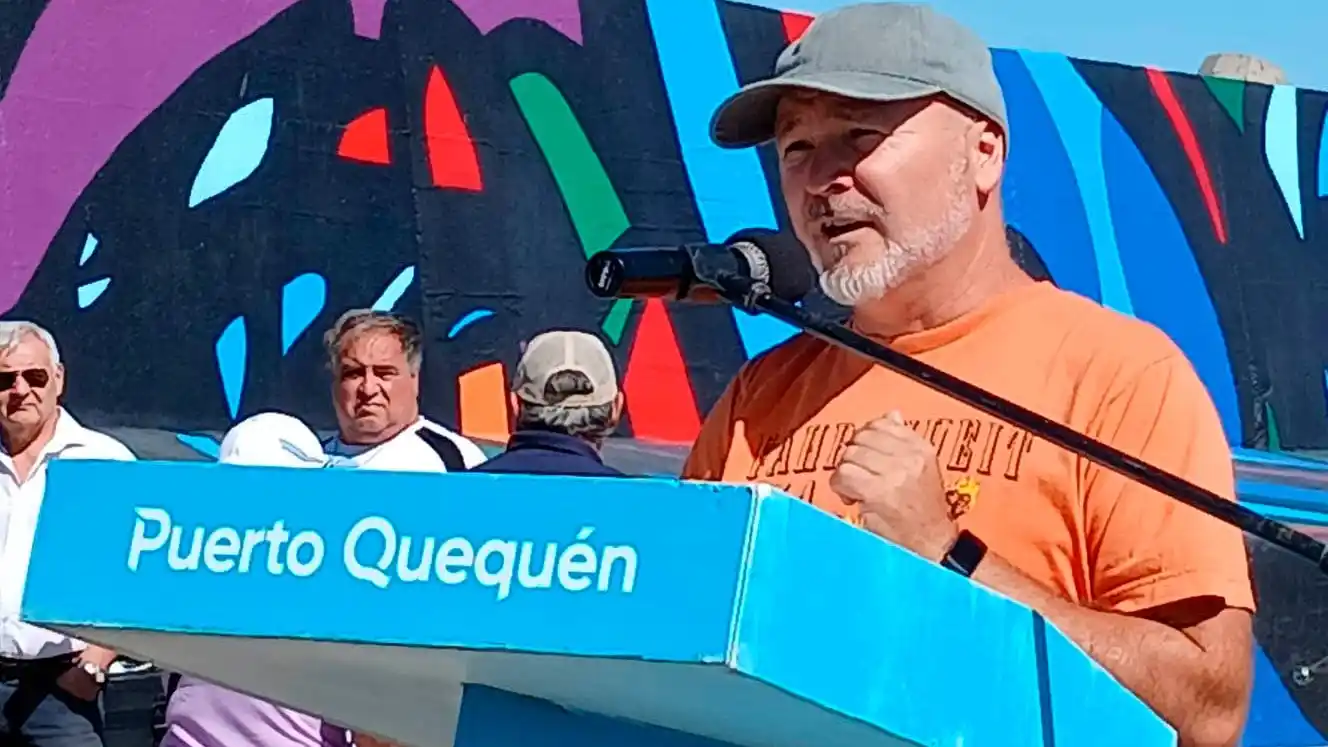 Ricaldoni, al hablar en el acto