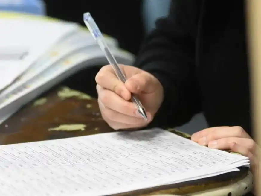 Qué comprobantes presentar y cómo realizar el trámite si no votas este domingo.