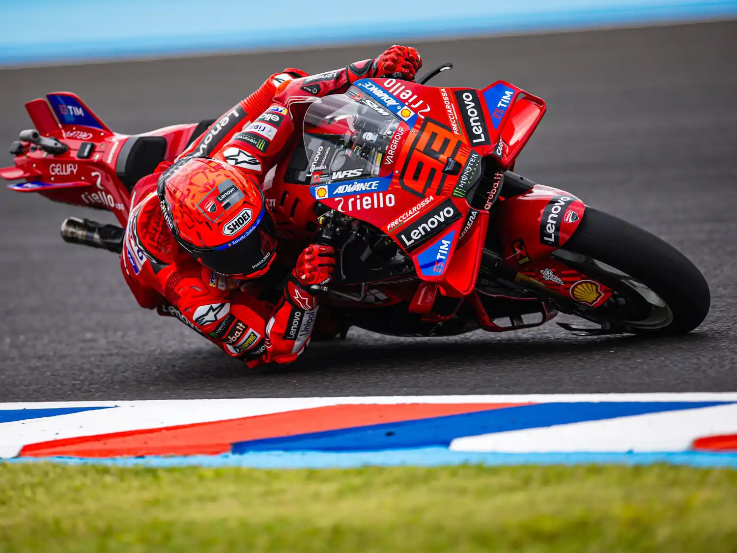 Márquez confirmó su dominio y se impuso en la Sprint Race