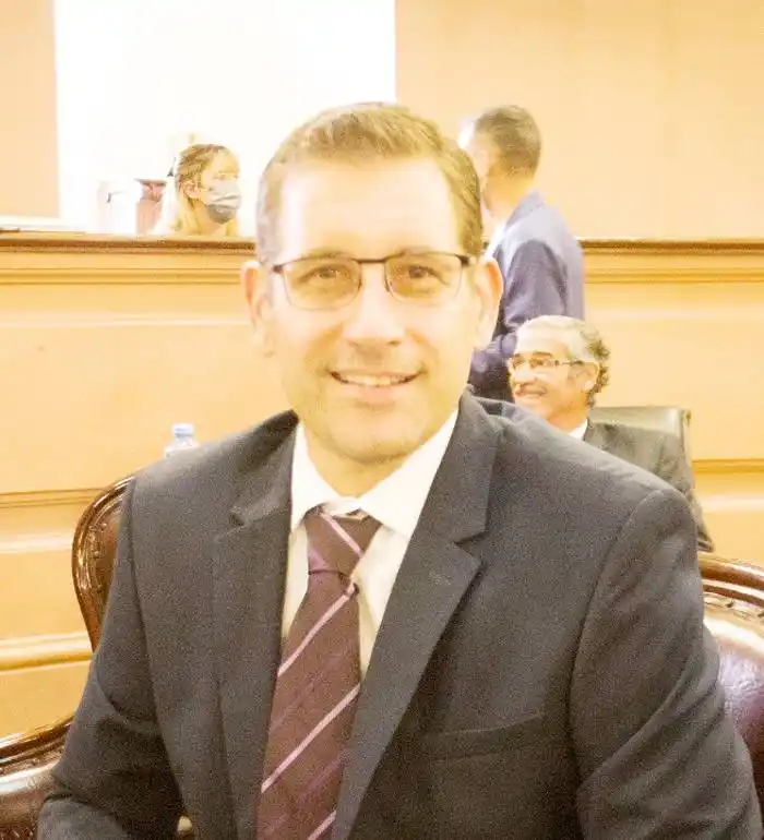 Entre Ríos mejora su calificación crediticia y evalúa reestructurar su deuda en dólares