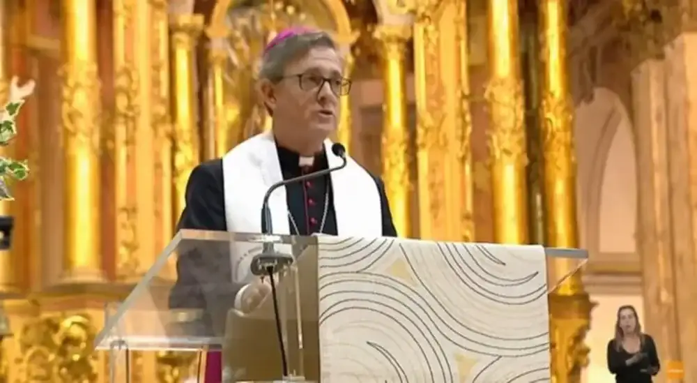 Monseñor García Cuerva presidió el tedeum por el 25 de Mayo en la catedral de Buenos Aires.
