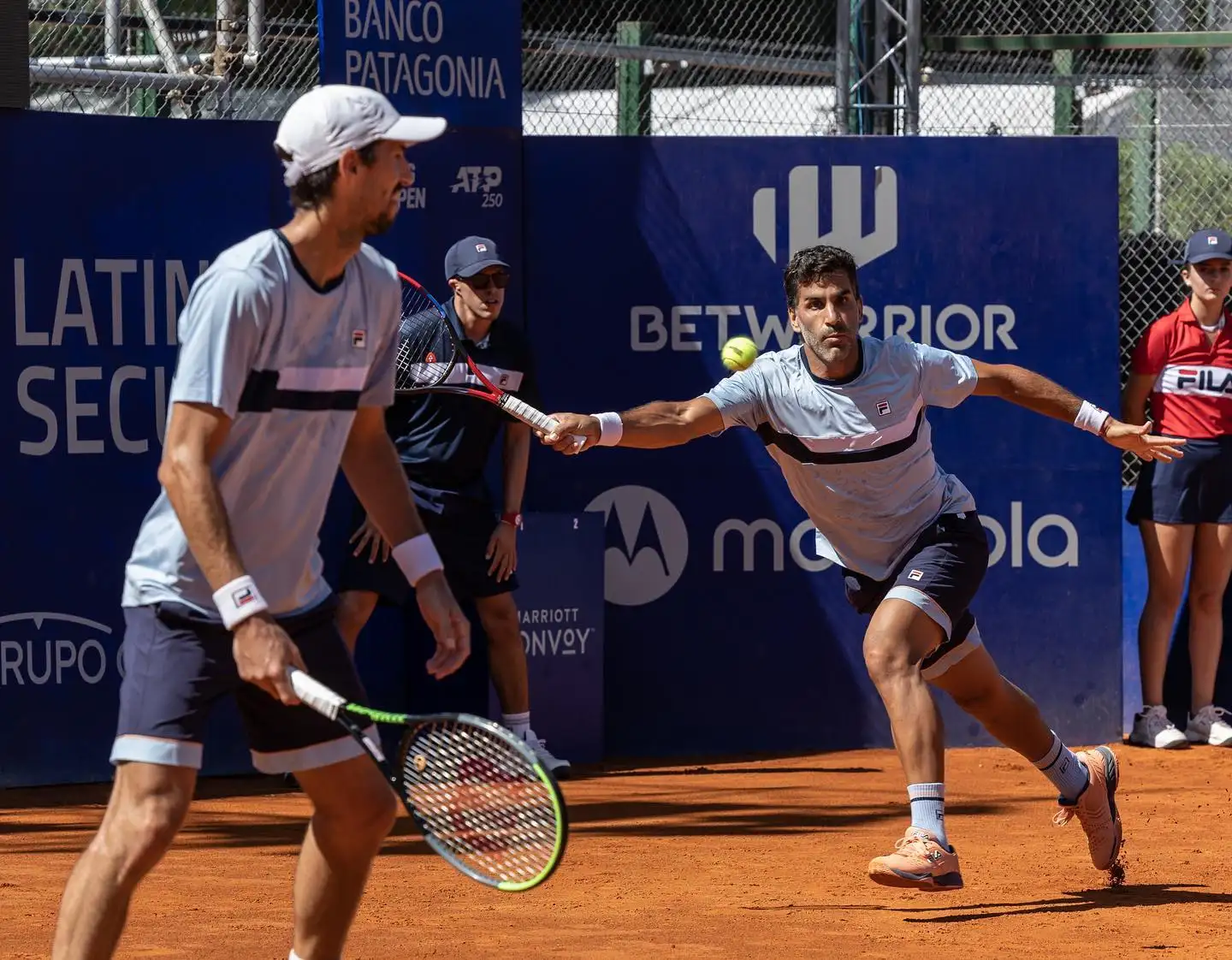 González escaló en el ranking de doble.