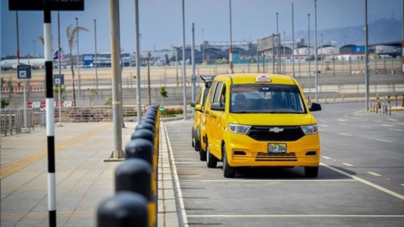Definen operación de taxis en nueva terminal del aeropuerto Jorge Chávez de Lima