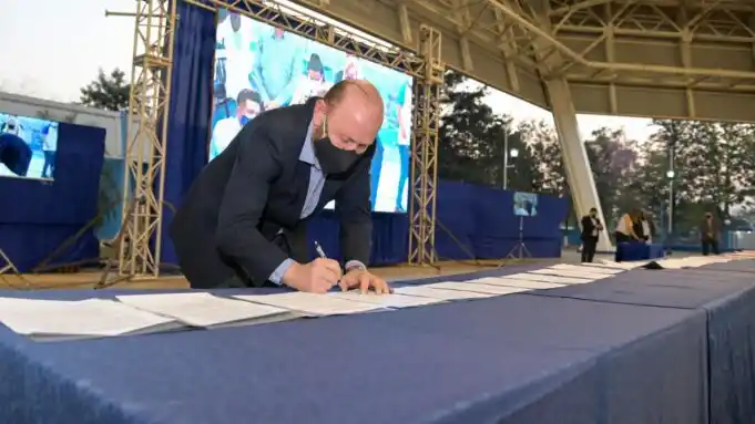 El gobernador Insfrán autorizó el llamado a licitación de obras