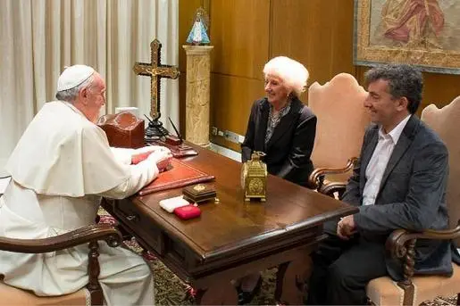 El Papa Francisco recibió a Estela de Carlotto y a Ignacio Guido