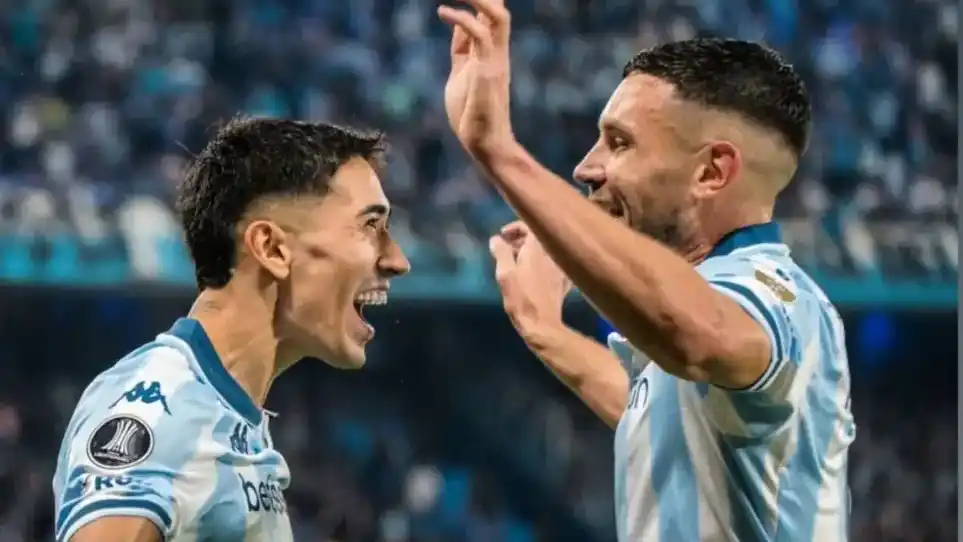 Racing va en busca de un triunfo ante Fortaleza que le permita quedar primero en su grupo