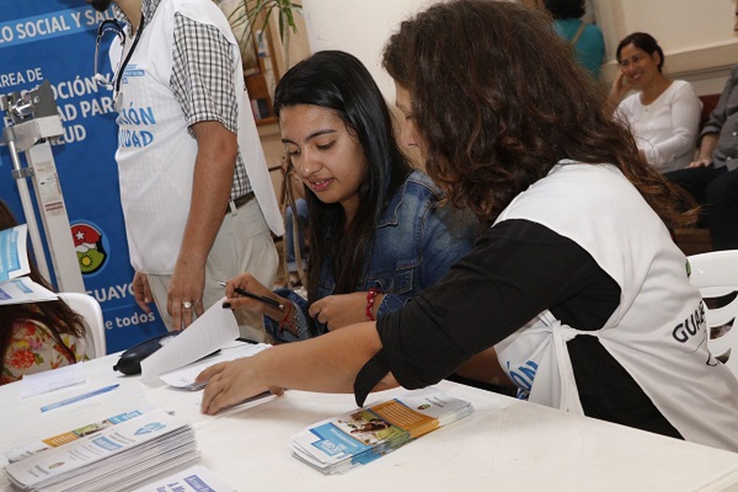Realizan controles en los centros de salud y en la Municipalidad