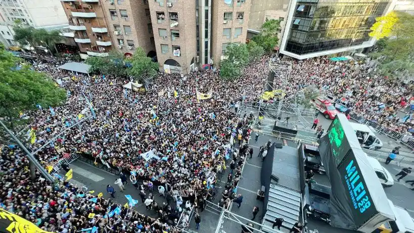 En Córdoba cerró su campaña Javier Milei